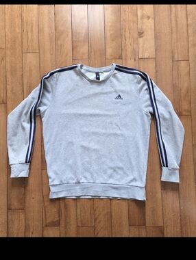 Adidas Men's Light Gray Crewneck Sweatshirt with Navy Stripes Size L